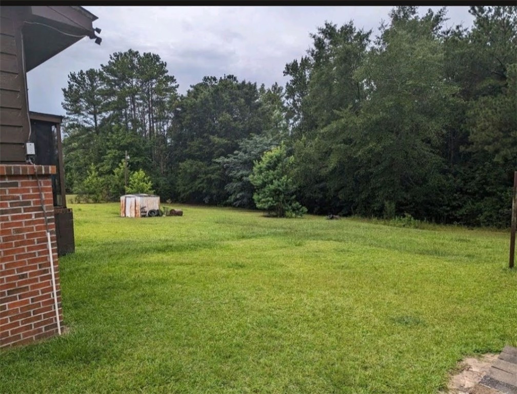 2102 SUSIE Circle