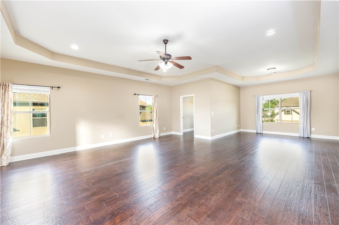 167 VINCI Way