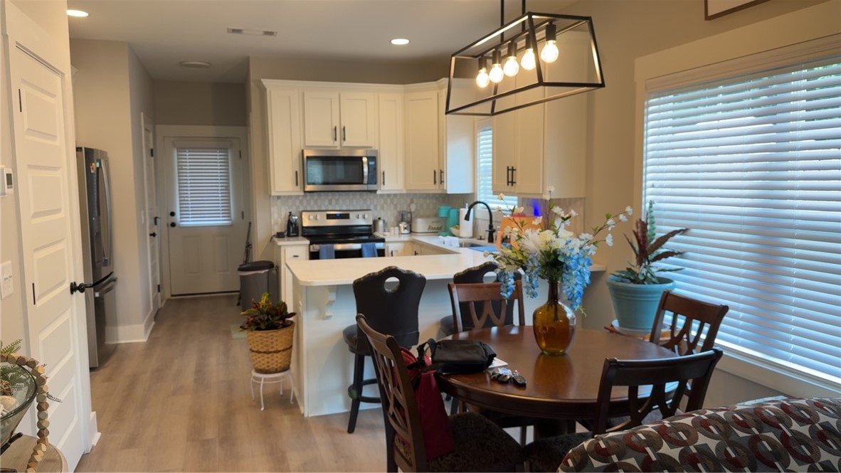 105 COVE CREEK Drive