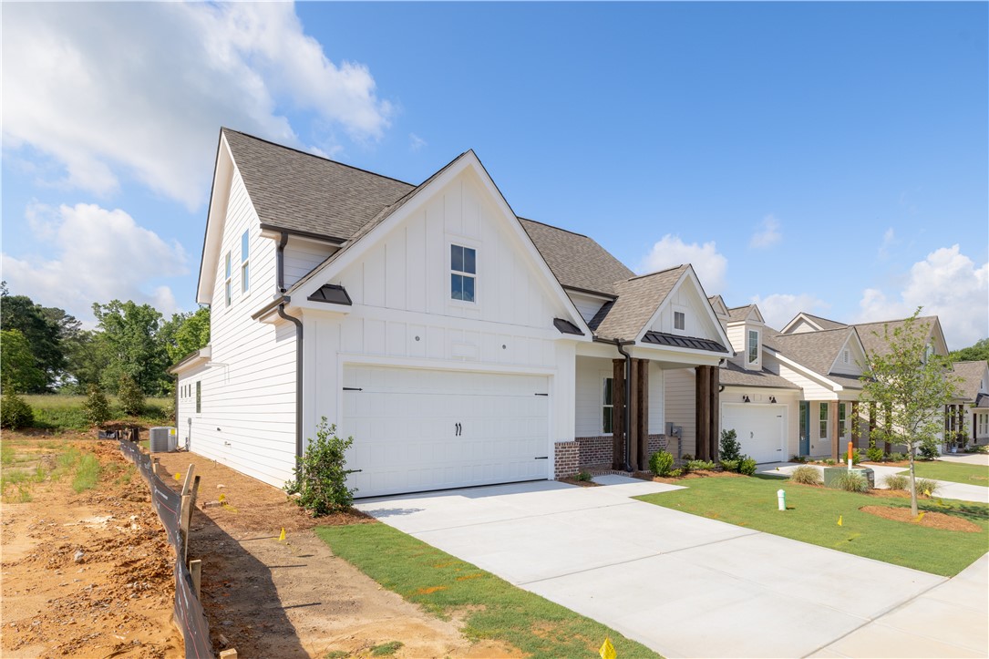 311 TUNDRA SWANN Lane