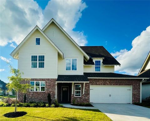 Photo of 541 FAUNSDALE Road, Auburn, AL 36830 (MLS # 176407)