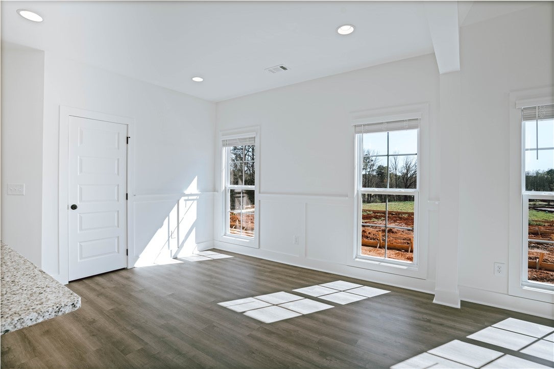 3202 BRADLEY Lane