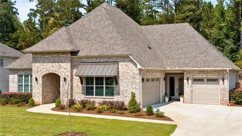 110 MERLIN Street Opelika AL 36801