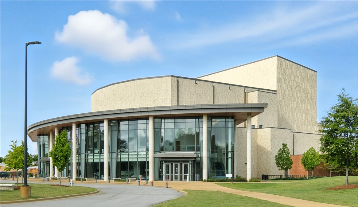 Auburn, Alabama 36830, United States, 2 Bedrooms Bedrooms, ,3 BathroomsBathrooms,Residential,Active,145291