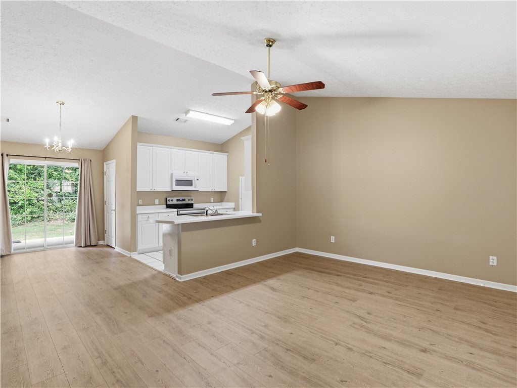 Photo of 500 WAVERLY Place #504, Opelika, AL 36801 (MLS # 182468)