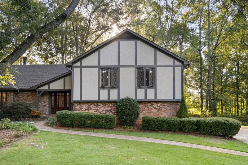 Auburn, Alabama 36830, United States, 4 Bedrooms Bedrooms, ,3 BathroomsBathrooms,Residential,Pending,39015