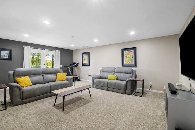 Auburn, Alabama 36830, United States, 4 Bedrooms Bedrooms, ,3 BathroomsBathrooms,Residential,Pending,39015