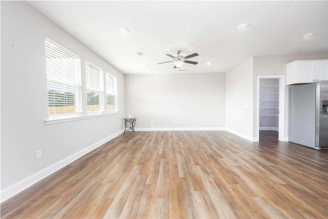 1323 CRESCENT Boulevard