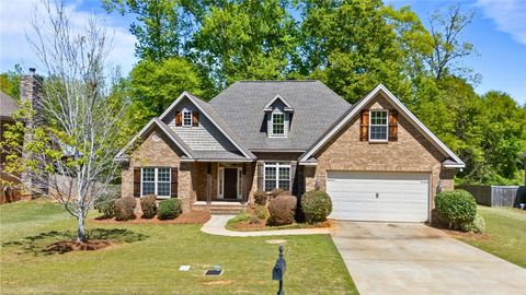Photo of 1730 SCARSBORO Lane, Auburn, AL 36830 (MLS # 179840)