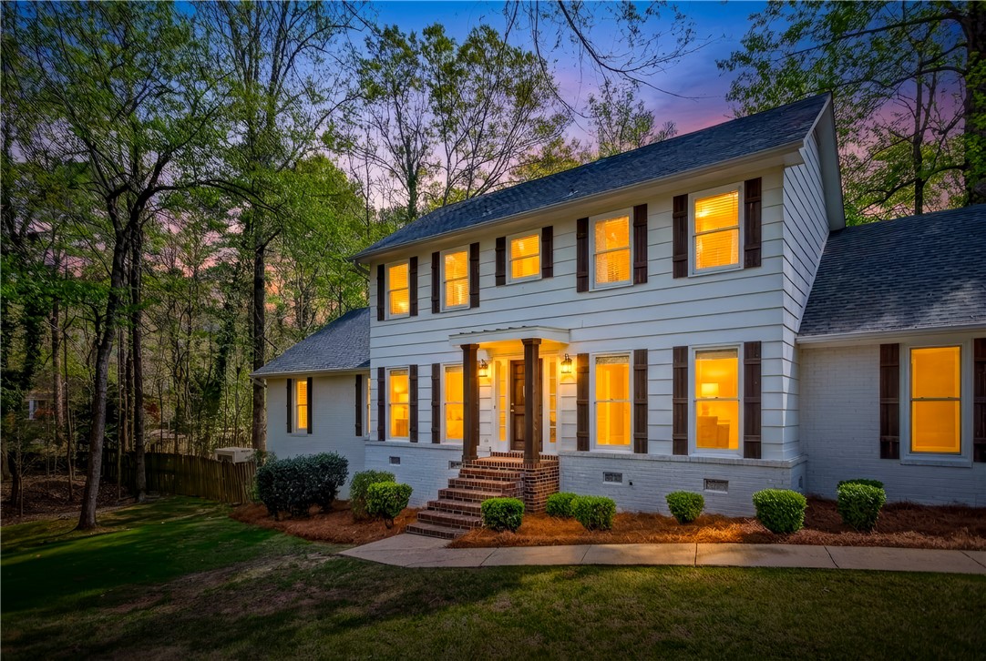 2515 MIDDLE BROOK Lane
