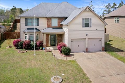 Photo of 28 SPRINGWOOD Drive, Phenix City, AL 36870 (MLS # 179346)