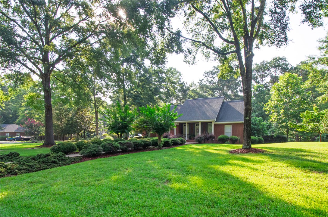2315 SPRINGWOOD Drive