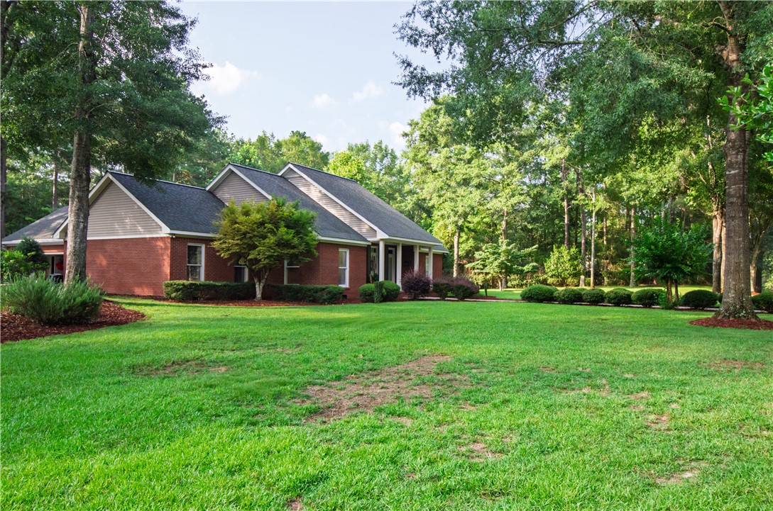 2315 SPRINGWOOD Drive