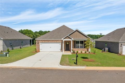 Photo of 2515 Farmville Lakes Drive, Auburn, AL 36830 (MLS # 177288)