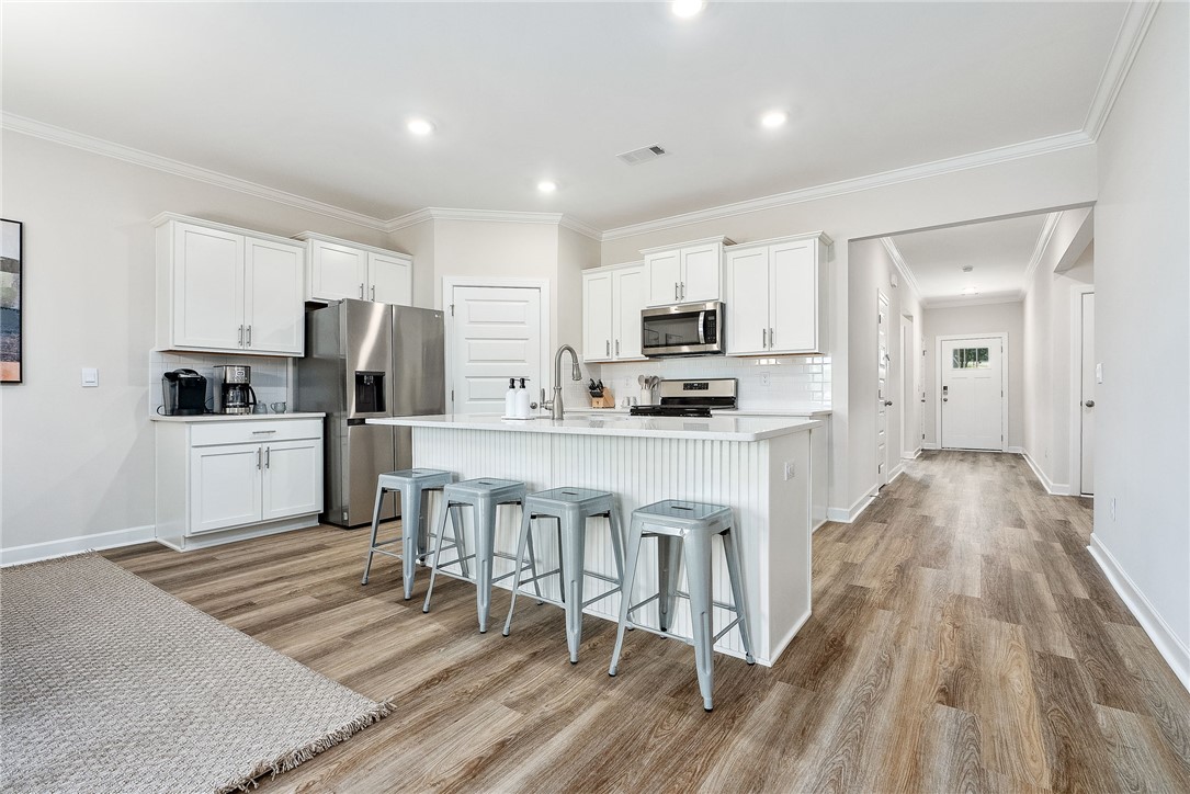 2515 FARMVILLE LAKES Drive