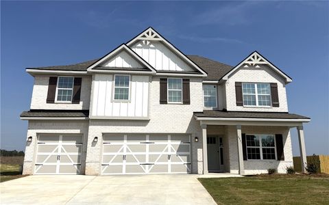 Photo of 2931 WYNDHAM VILLAGE Drive, Opelika, AL 36804 (MLS # 179665)