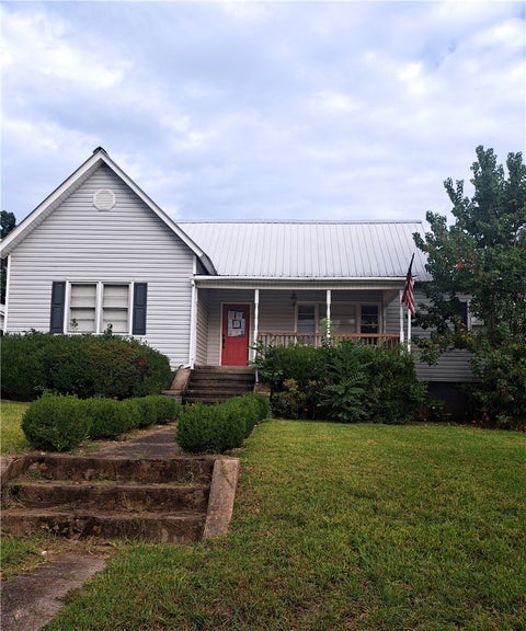 Photo of 113 MORGAN Street, Valley, AL 36854 (MLS # 182712)