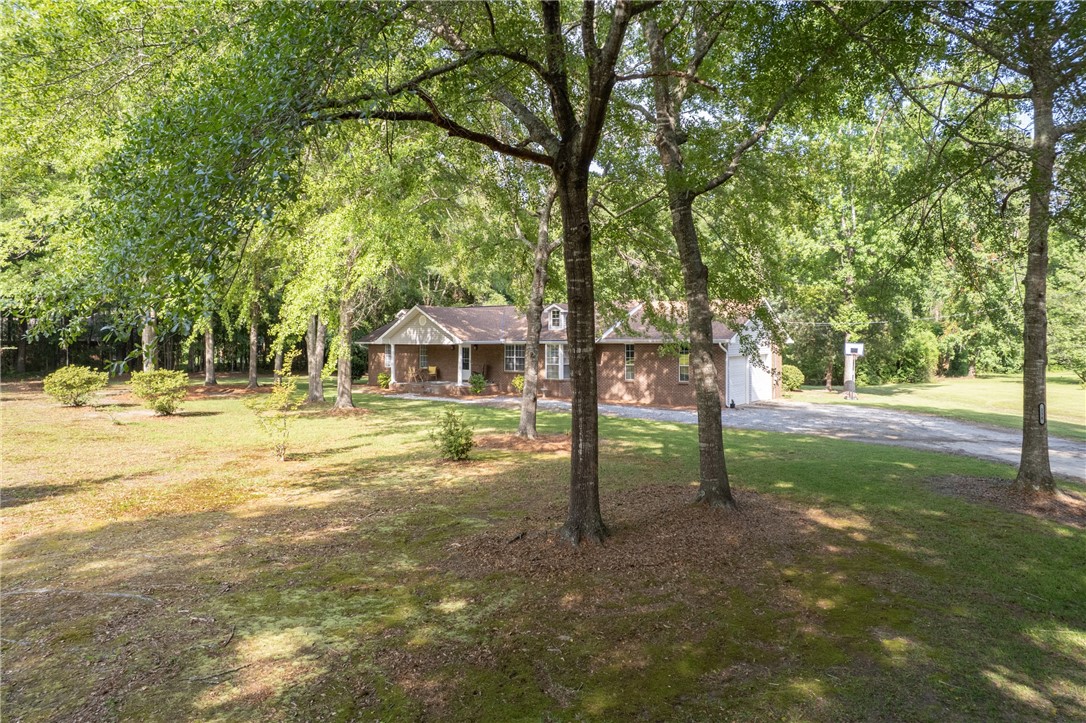 158 LEE ROAD 242