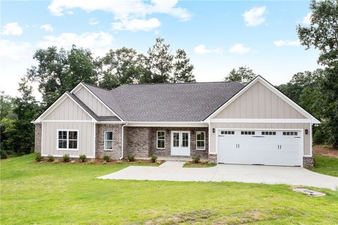 Photo of 4500 LAKEWOOD PARK Drive, Phenix City, AL 36867 (MLS # 179724)