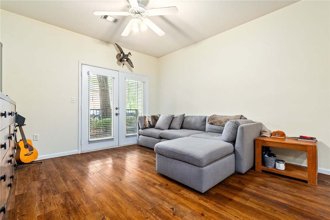 3297 S COLLEGE Street E101