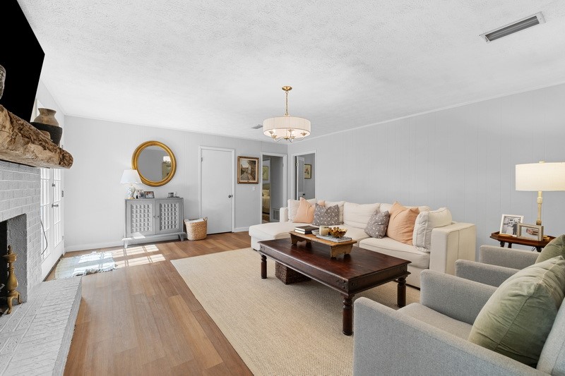 Auburn, Alabama 36830, United States, 3 Bedrooms Bedrooms, ,2 BathroomsBathrooms,Residential,Coming Soon,136853