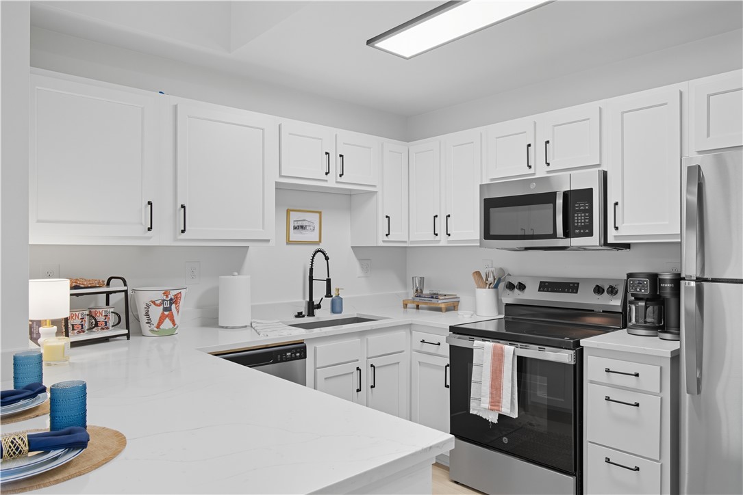 Auburn, Alabama 36830, United States, 3 Bedrooms Bedrooms, ,3 BathroomsBathrooms,Residential,Active,250412