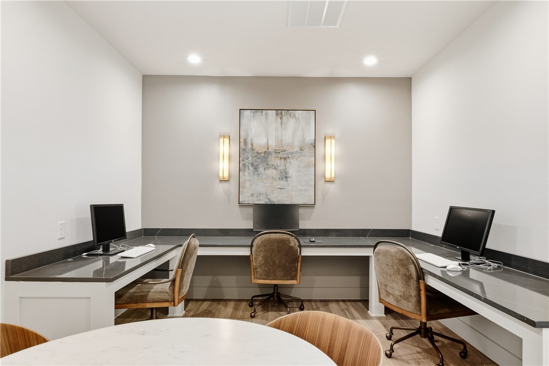 Auburn, Alabama 36830, United States, 3 Bedrooms Bedrooms, ,3 BathroomsBathrooms,Residential,Active,250412