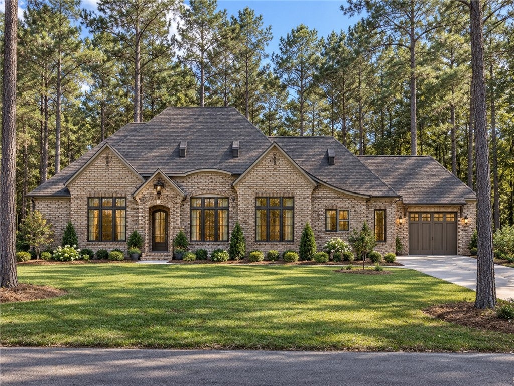 Photo of 2600 GREENBRIAR Lane, Auburn, AL 36879 (MLS # 182391)