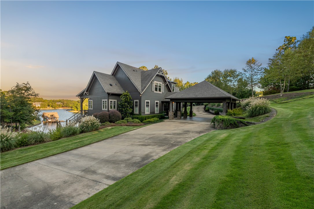 63 FLAT ROCK Lane