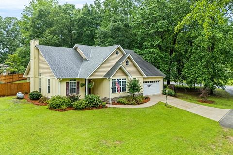 601 CUSSETA Road Opelika AL 36801
