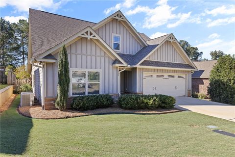 Photo of 139 DENALI Lane, Auburn, AL 36832 (MLS # 177273) Photo of 139 DENALI Lane, Auburn, AL 36832 (MLS # 177273)