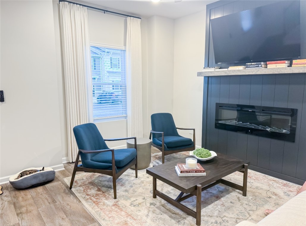 3281 Hamlet Drive 37