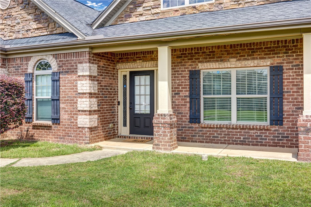 151 LANDING Way