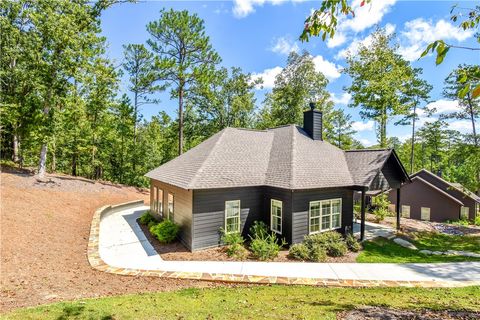 Photo of 97 WILLIAMSON Trace, Tallassee, AL 36078 (MLS # 179198)