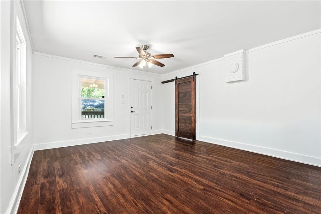 Photo of 516 FRANCIS Street, Valley, AL 36854 (MLS # 177195)