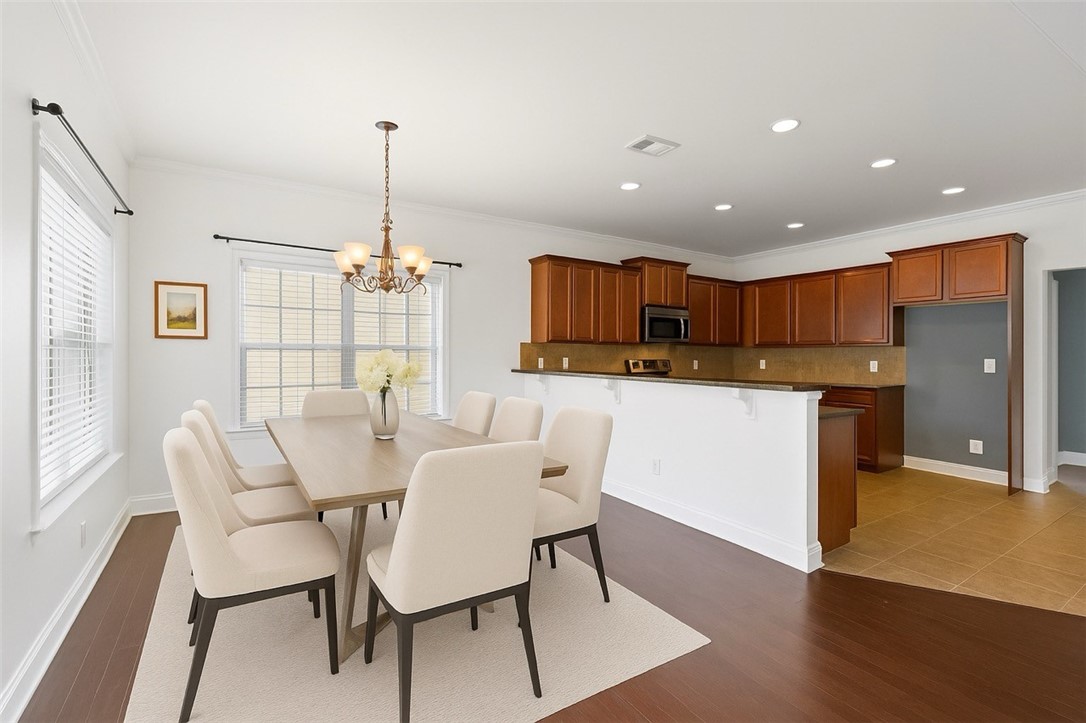 2514 CHURCHILL Circle