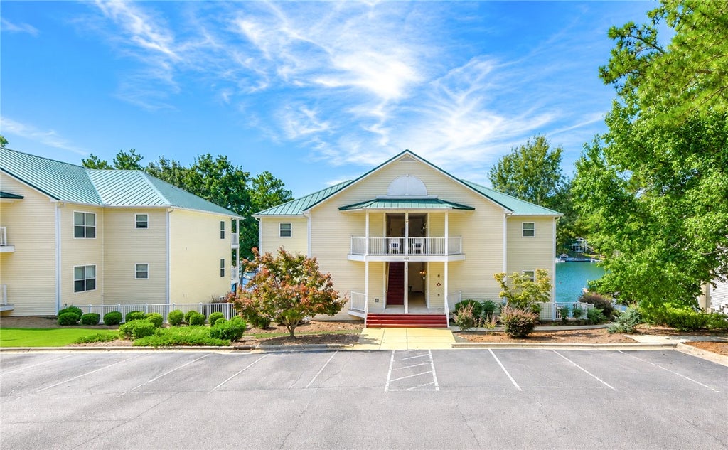 Photo of 185 SUNSET POINT Drive #APT 622, Dadeville, AL 36853 (MLS # 181835)