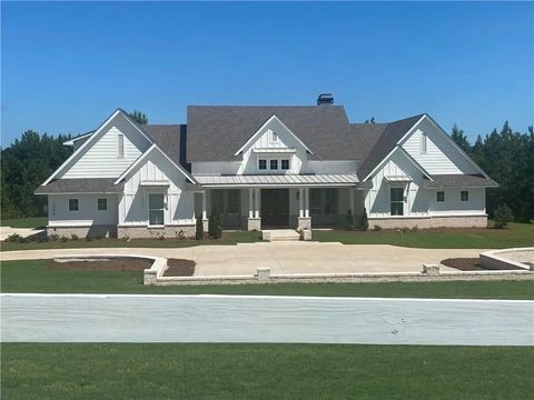 Photo of 2740 Partridge Lane, Auburn, AL 36879 (MLS # 177822)