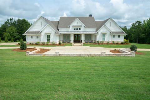 Photo of 2740 PARTRIDGE Lane, Auburn, AL 36879 (MLS # 177822)