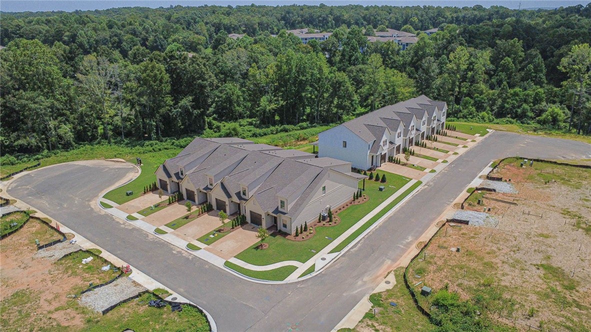 264 SPENCE NOLEN Place