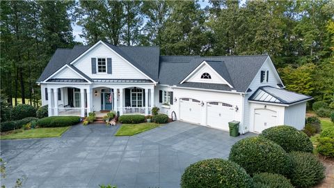 Photo of 511 BRAE BURN Court, Lanett, AL 36863 (MLS # 176611)