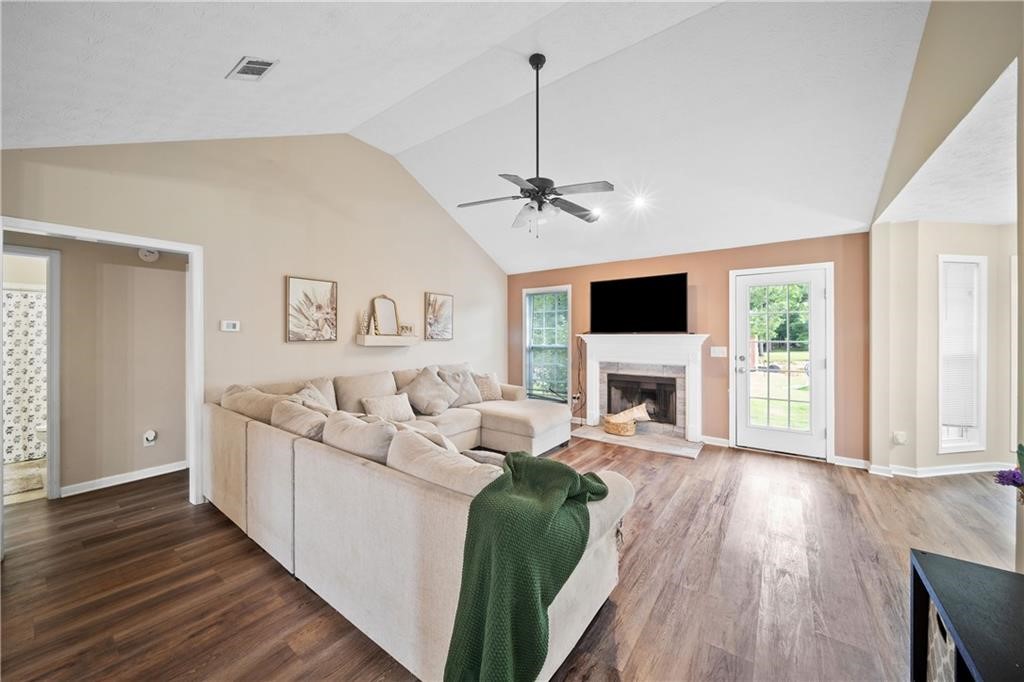 132 LEE ROAD 2126