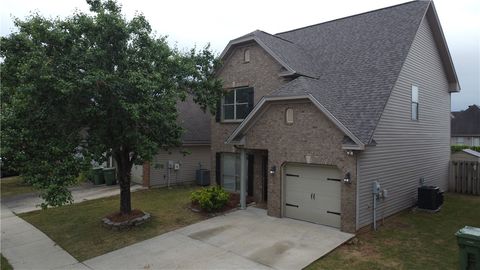 Photo of 429 PARK LAKE Drive, Montgomery, AL 36117 (MLS # 180253)