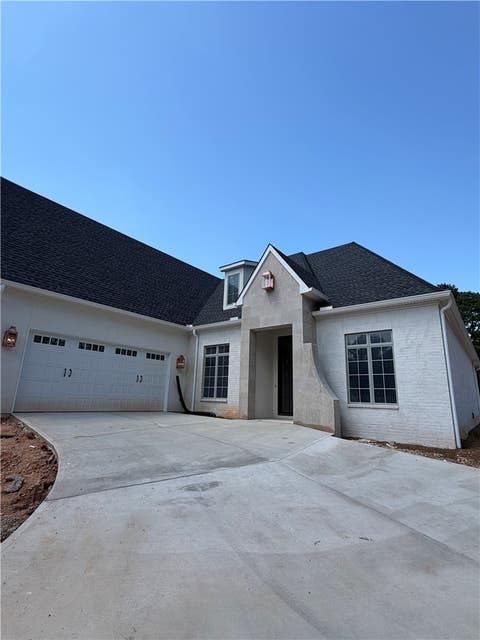 Photo of 900 ANNABROOK Drive, Auburn, AL 36830 (MLS # 181462)