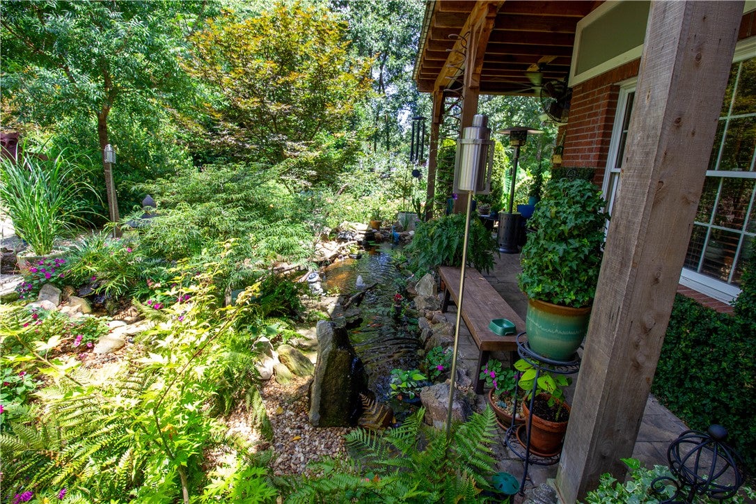 2053 JANABROOKE Lane
