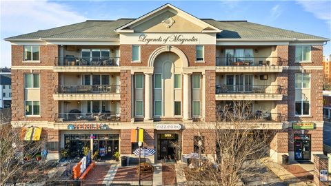 Photo of 234 W Magnolia Avenue #212, Auburn, AL 36830 (MLS # 179236)