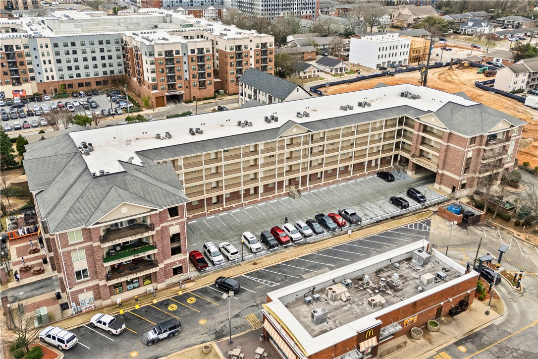 234 W Magnolia Avenue 212