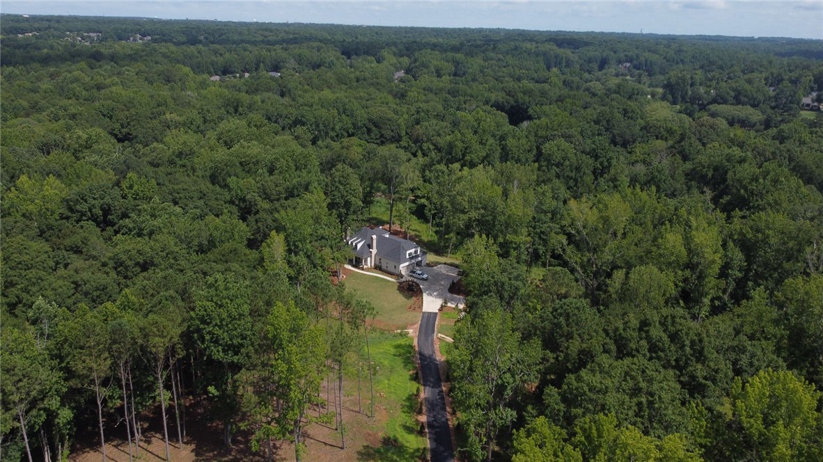801 KENTWOOD Drive