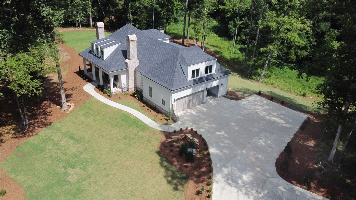 801 KENTWOOD Drive