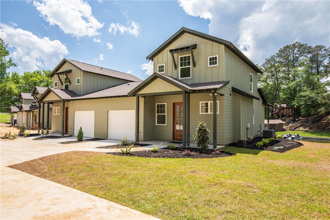 3284 BAY PINE Road 8